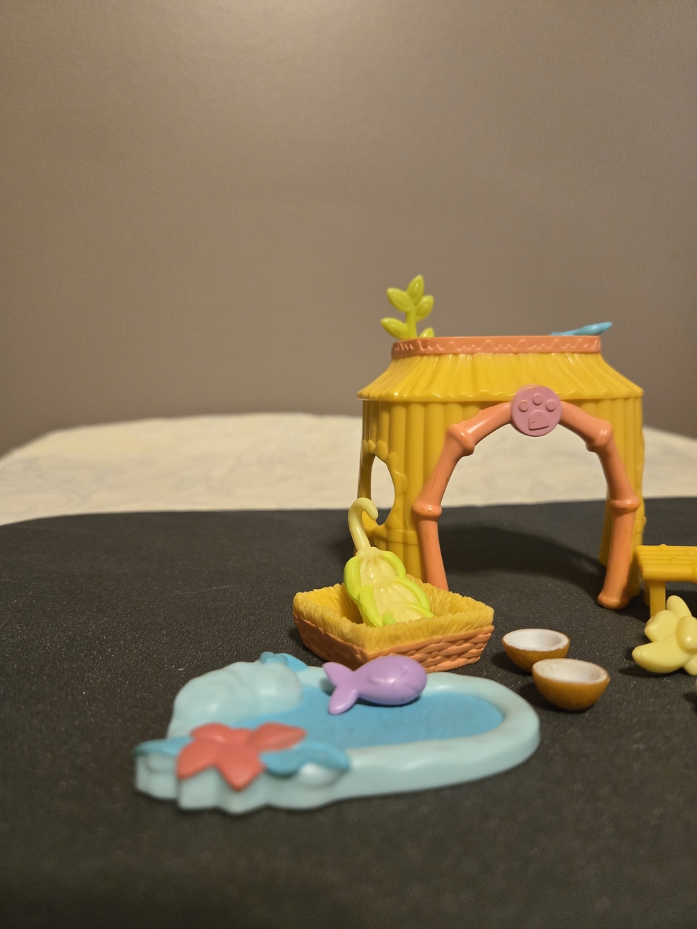 Littlest Pet Shop Jungle Hangout Set - Picture 2 of 9